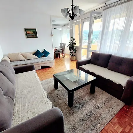 Apartment Maja *